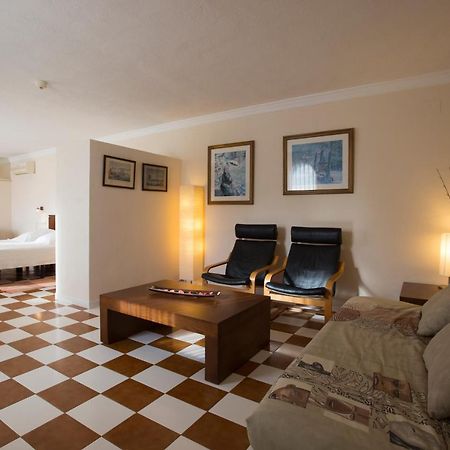 Hotel Cal Naudi เลสกาเซส ดัลกานาร์ ภายนอก รูปภาพ